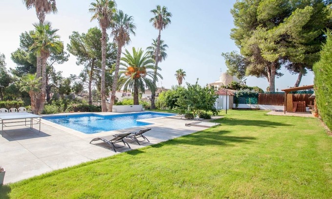 Riba-roja de Turia Villa | Villa Montealcedo