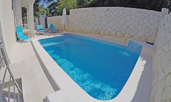 Okrug Donji House | Villa Mustra by Interhome