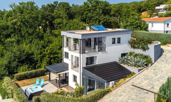 Municipality of Omisalj Villa | Villa Nada sea view&whirpool island Krk by Villas