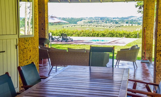 Orvieto Villa | Villa near Orvieto with private garden, pool and AC