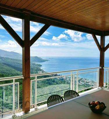 Pointe-Noire Villa | Villa Nia - PointeNoire - Vue mer & montage