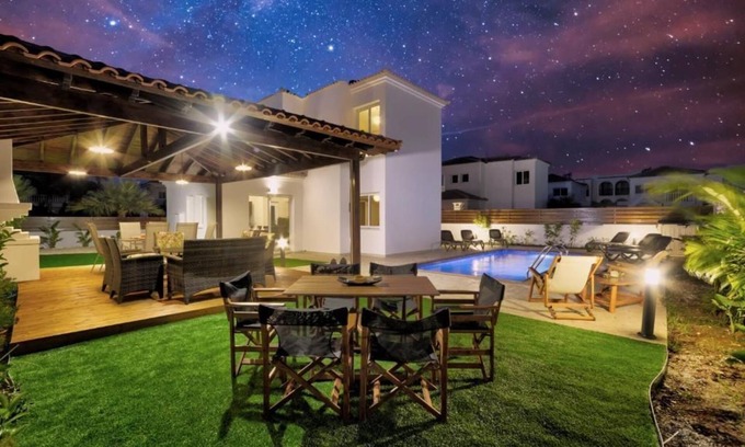 Ayia Napa House | Villa Nissi Gold 4 Bedroom with Private Pool in Agia Napa