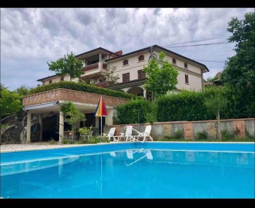 Dornberk Apartment | Villa Nona, Flat 7 with swimming pool