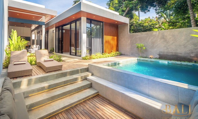 Kaliasem Villa | Villa Nyoman 4, Bali - Lovina stylish 2BR private pool villa with free breakfast!