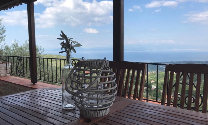 Agios Vlassios House | Villa Olivia Pilion (formally Mulberry House Pilion)