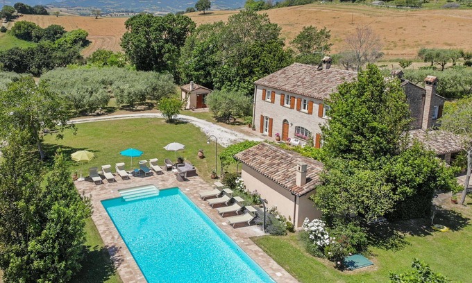 Tavernelle Villa | Villa Panorama with pool in Le Marche hills, just 20 minutes' drive from the Adriatic Sea