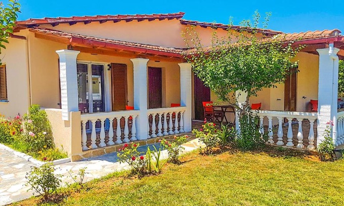 Messonghi Apartment | Villa Panorea