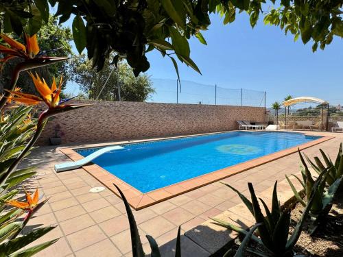 Vidreres Villa | Villa Paraiso - mit riesigem Traumpool