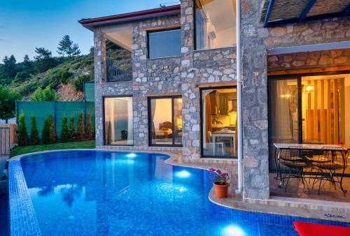 Faralya Villa | Villa Pine Private Located in a quiet and picturesque location