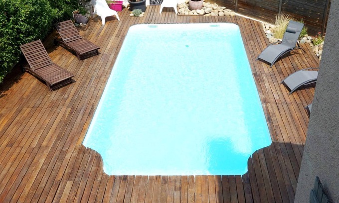 Grand Sud Apartment | Villa Pont de l'Arc with SWIMMING POOL TERRACE GARDEN 1 km from downtown AIX