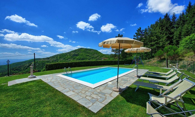 Portole Villa | Villa Portole Due - Holiday Country Villa with swimming pool in Cortona, Tuscany