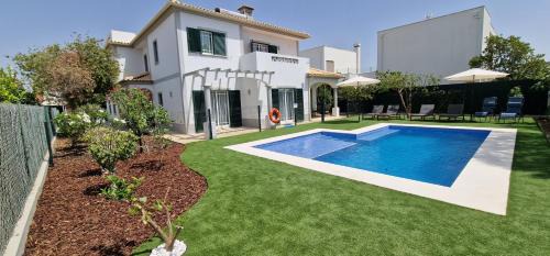 Figueiral Apartment | Villa Pretty