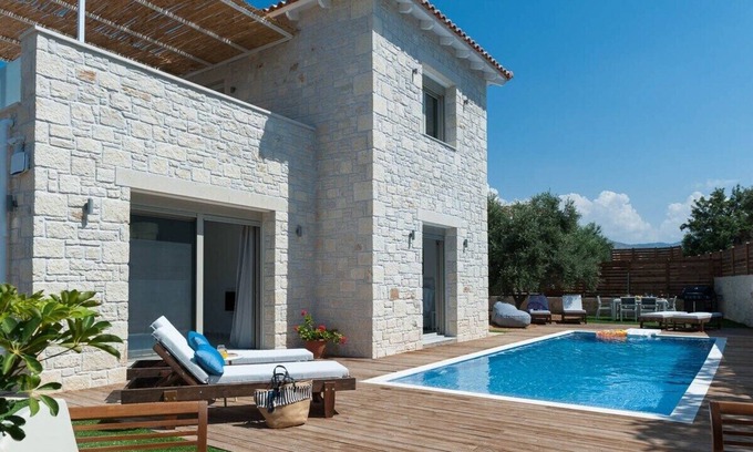 Pagkalochori Villa | Villa Prima - With Private Heated Pool & Jacuzzi