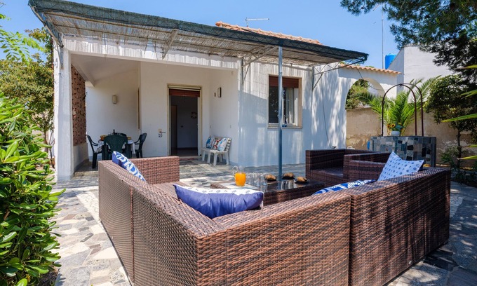 Torre Castiglione Villa | Villa 'Punta Prosciutto Vista Mare' with Sea View, Wi-Fi and Air Conditioning