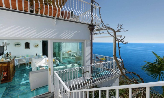 Arienzo Villa | VILLA ROMANCE IN POSITANO