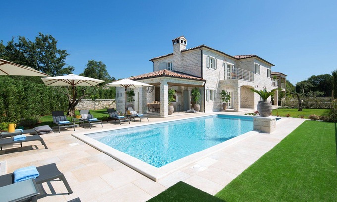 Korenici Villa | Villa Romanza with Pool