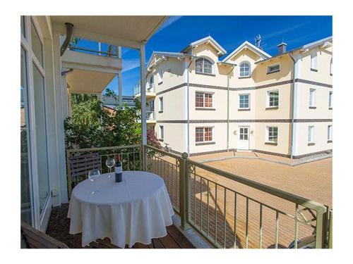 Glowe House | Villa Rosa 2 Comfortable holiday residence