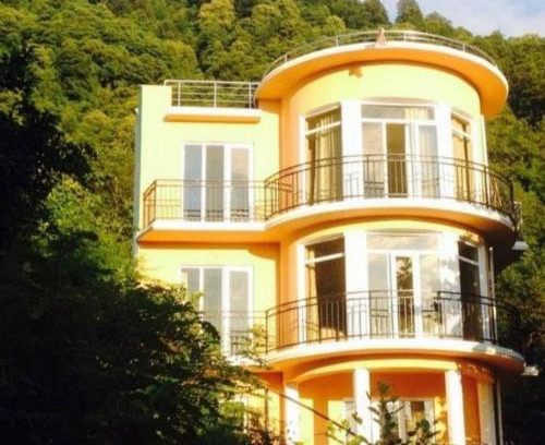 Kvariati Villa | Villa Royal Realm
