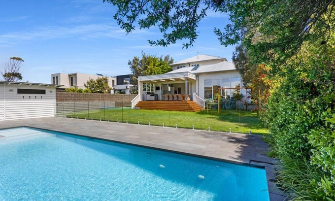 Sorrento House | VILLA SAIL - Location, Luxury and Lifestyle