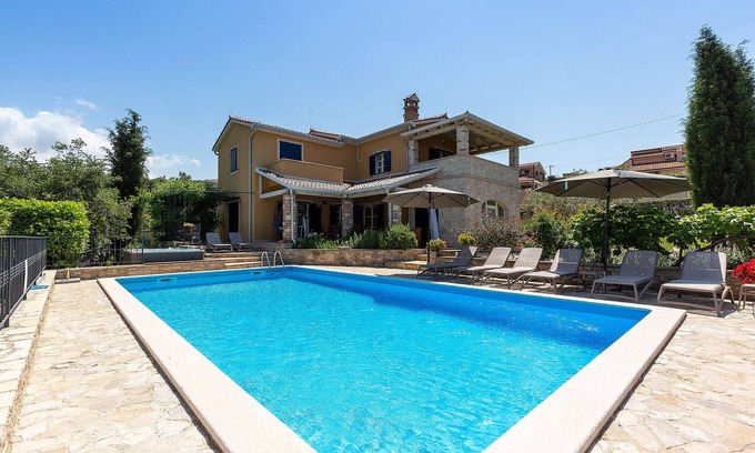 Montizana Villa | Villa Salvea by Villas Guide
