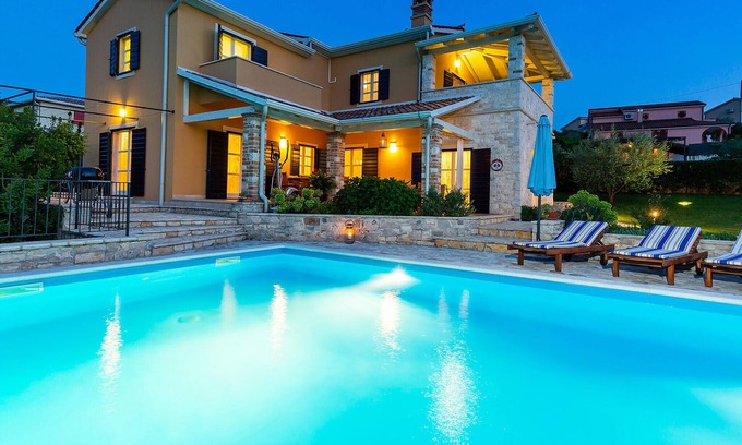 Montizana Villa | Villa Salvea with private pool in Poreč