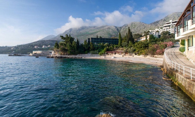 Plat House | Villa Samba - Double Room with Balcony and Sea View