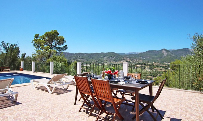 Alaro Ski Chalet | Villa Ses Costes with private pool, garden and panoramic views of the mountains in Alaró