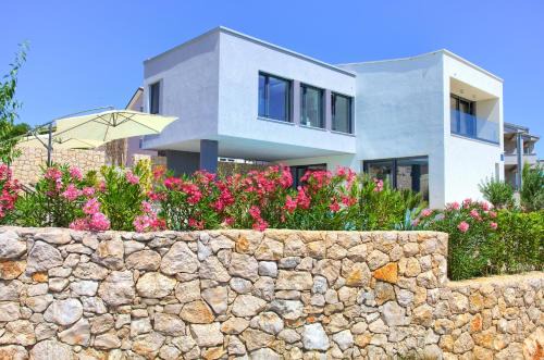 Salatic Villa | Villa Silente