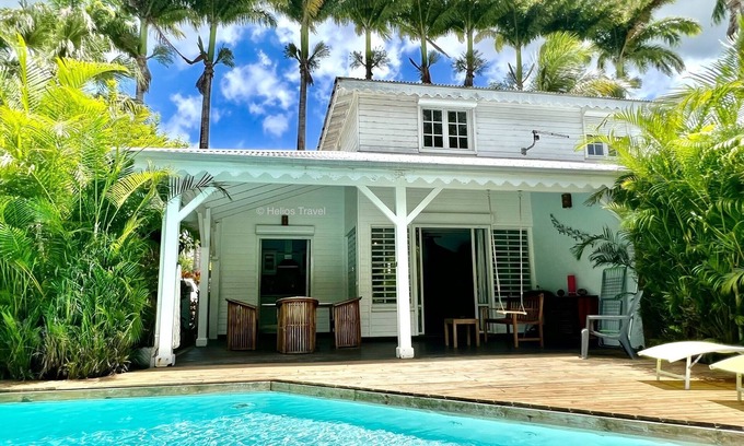 Sainte-Rose House | Villa Sisley, 4/6 p, private swimming pool, beach 100 m