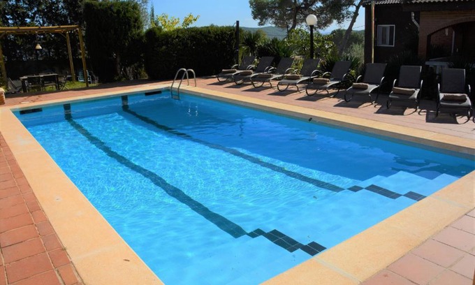 Olivella Villa | Villa Sitges Soledad 15 minutes drive from Sitges XXL swimming pool 12 p