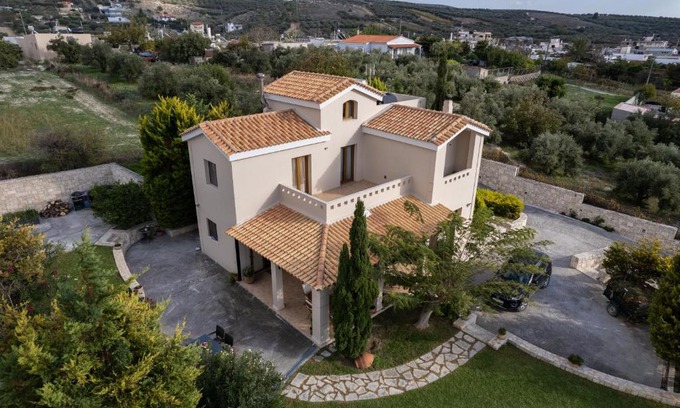 Sgourokefalion Villa | VILLA SMARAGDA