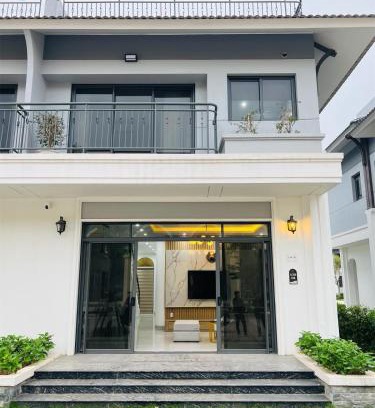 Van Don Apartment | Villa Sonasea Vân Đồn by Deluxe Stay