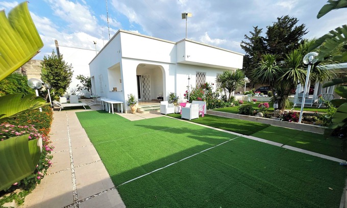 Municipio 5 Villa | Villa spacious and light those seeking relaxation just a few kilometers from the center of Bari
