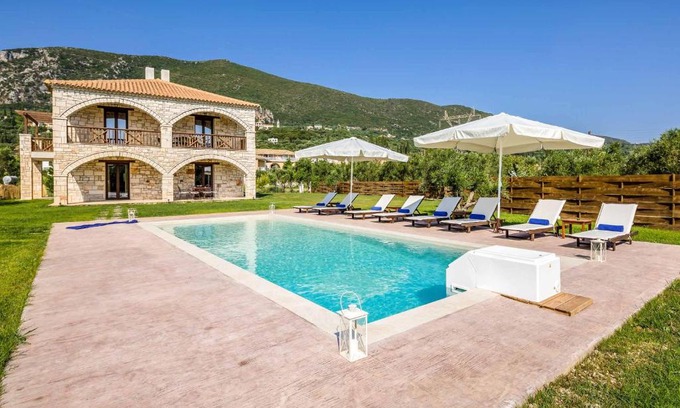 Alykes Villa | Villa Stagio