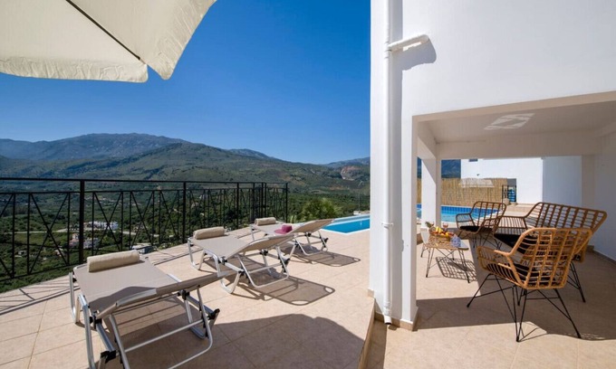 Exopoli Villa | Villa Summer TIme - Sea View - Jacuzzi - Private pool