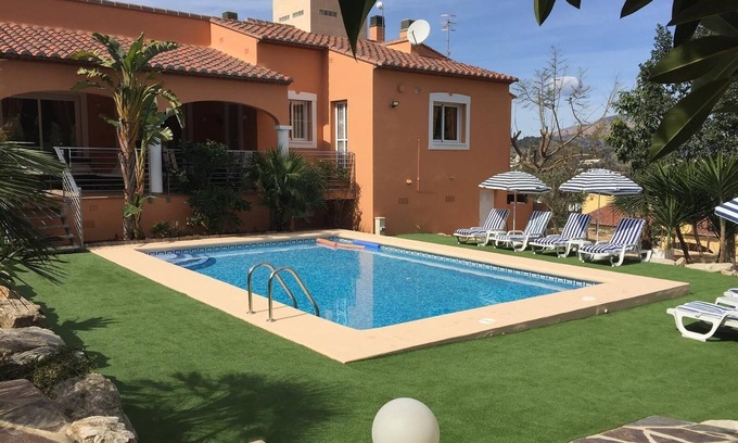 Javea Villa | Villa 'Sundance 4bedrooms Heatedpool' with Private Pool, Wi-Fi and Air Conditioning