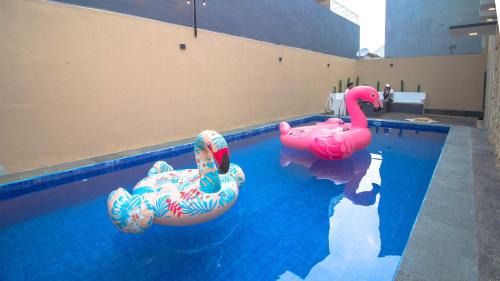 Sidomulyo Villa | Villa Surga Dunia with Private Pool and Billiard