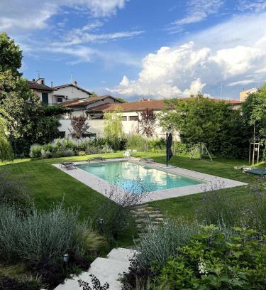 Lastra a Signa Apartment | Villa Taccetti - Appartamento "Le Volte" in Villa del Settecento con piscina