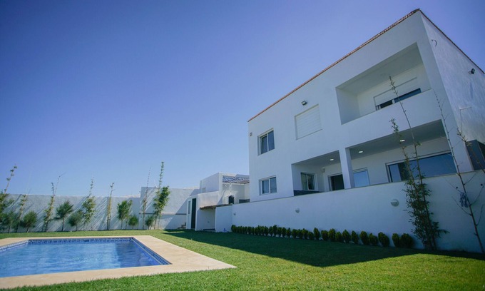 Al Bahraoyine Villa | Villa Tangier Sumptuous villa not overlooked
