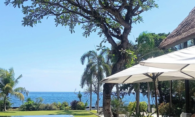 Lokapaksa Villa | VILLA TERANG BULAN: 4BR beachfront villa with private pool, jacuzzi & butler