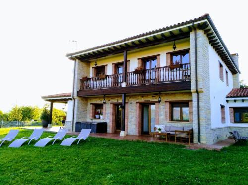 Las Campas y San Claudio House | Villa Tiviti