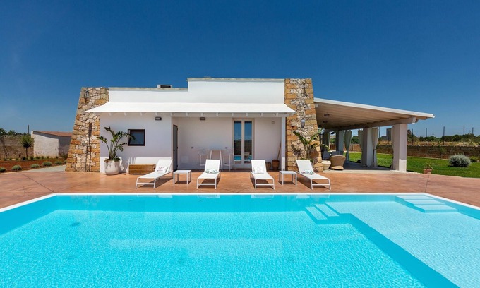 Acquarica del Capo Villa | Villa Toffi by Perle di Puglia
