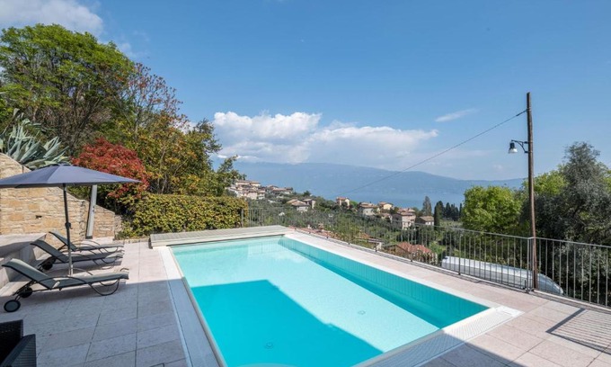 Pulciano Villa | Villa Tosca