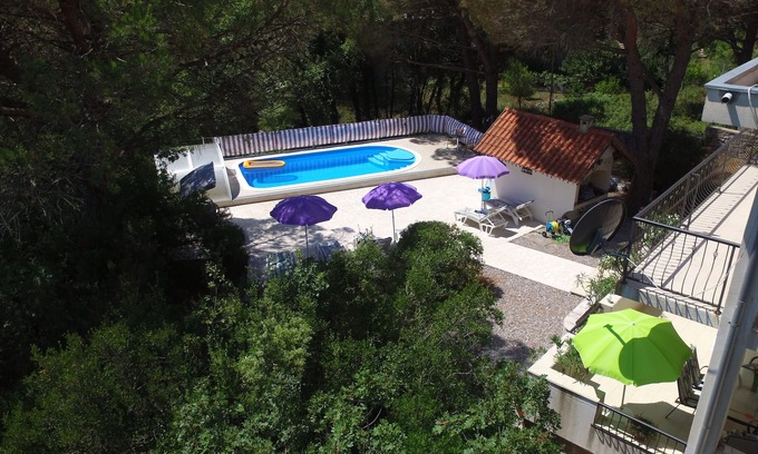 Krimovica Villa | Villa Valex offers everything you need for a relaxing holiday in the sun