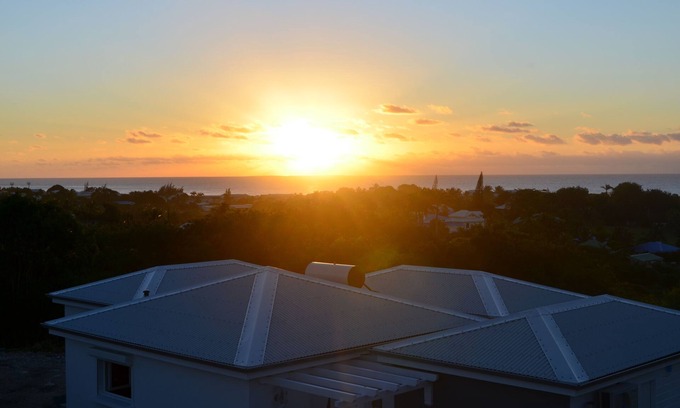 Saint-Francois Villa | Villa 'Vanillier' beautiful sea-view pool all with charm and privacy