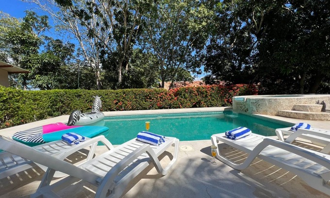 Chomes Villa | Villa Verde its the Place for Family vacation, work and Business