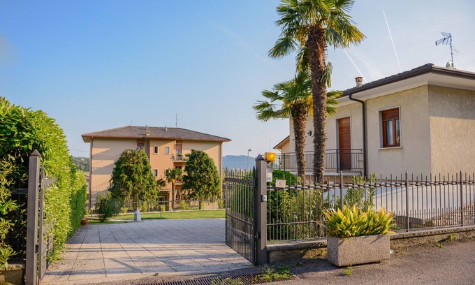 Caprino Veronese Villa | Villa Viola-Comfortable little villa in Caprino Veonese