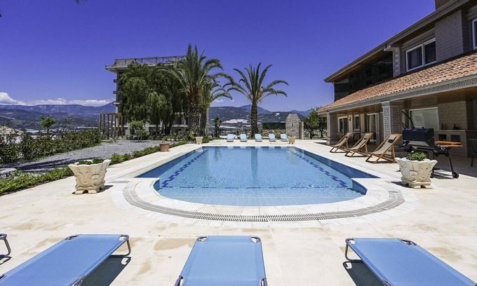 Avsallar Villa | Villa w Sea View Terrace and Pool 5 min to Beach