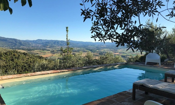 Campello sul Clitunno House | Villa with swimming pool, splendid position