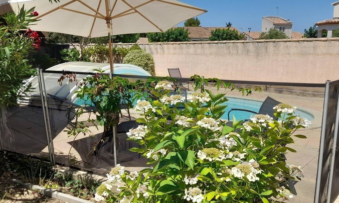 Marsillargues Villa | Villa with garden and private pool 15 minutes from the beaches